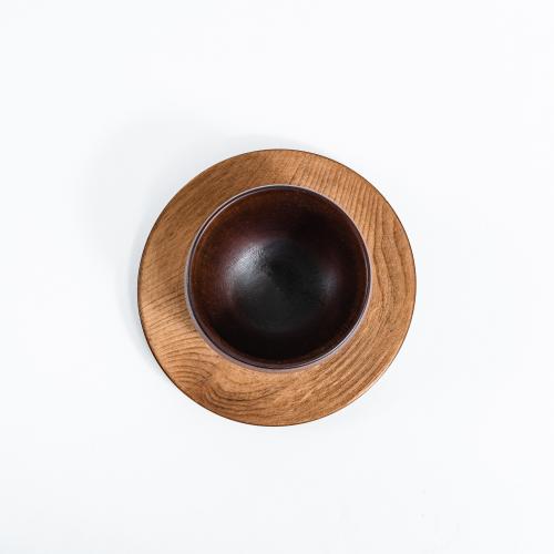 Чайная чашка деревянная c блюдцем из дерева cибирский кедр NC32