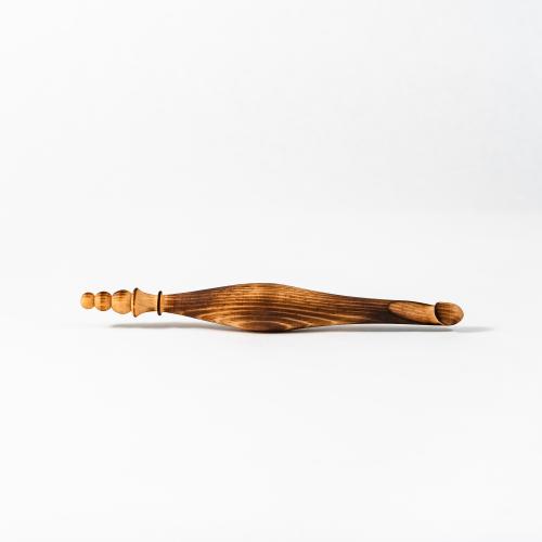 Деревянный крючок для вязания из древесины кедра 10 мм. K259