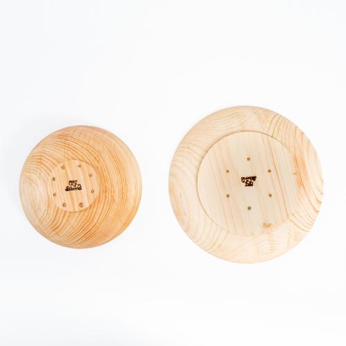 Набор деревянных тарелок серии "Лотос" из сибирского кедра 2 штуки TN55