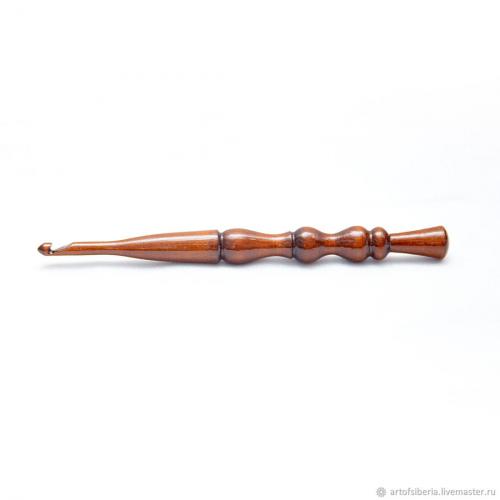 Деревянный крючок для вязания из древесины кедра 5 мм. K26
