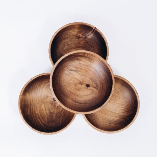 Набор деревянных тарелок из кедра 4 шт. 170 мм. TN49