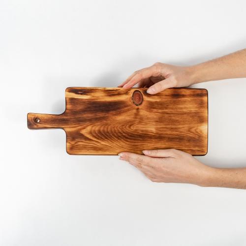 Деревянная сервировочная  доска для подачи блюд и закусок из древесины кедра RD11