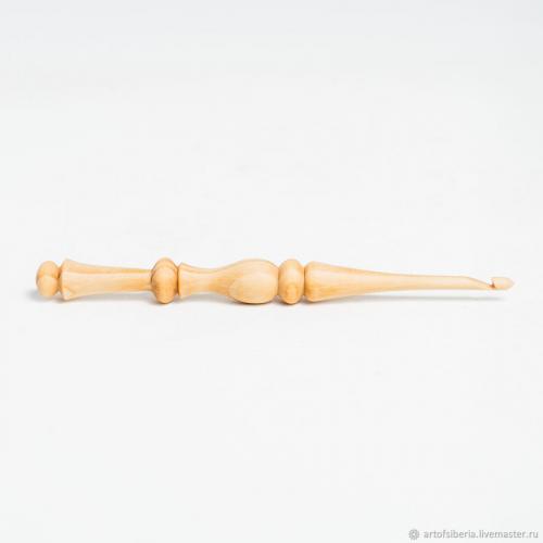 Деревянный крючок для вязания из древесины кедра 4,5 мм. K88