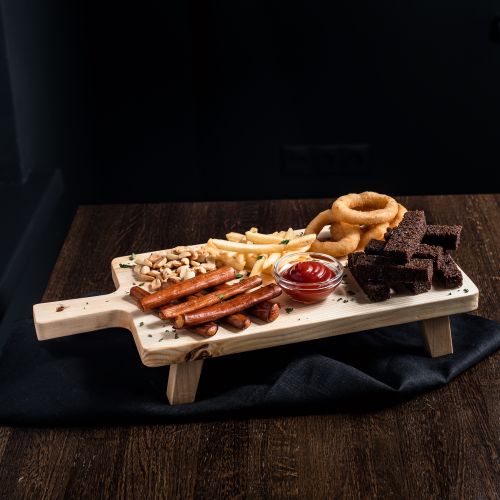 Деревянная сервировочная  доска для подачи блюд и закусок из древесины кедра RD18