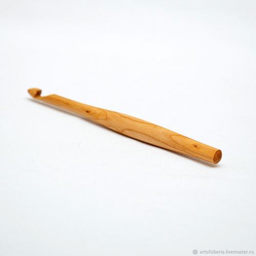 Деревянный крючок для вязания из древесины вишни 8 мм. K51
