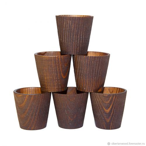 Набор деревянных текстурированных рюмок (стопок) из древесины сосны. R16