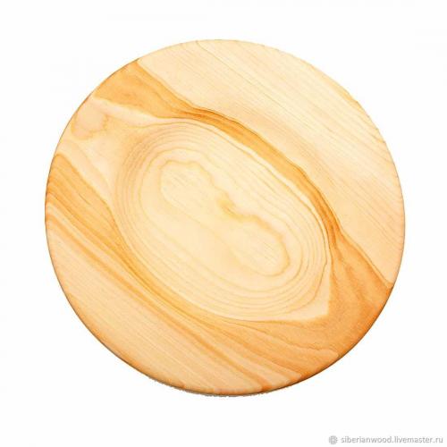Деревянная плоская тарелка из древесины кедра 210 мм. T55