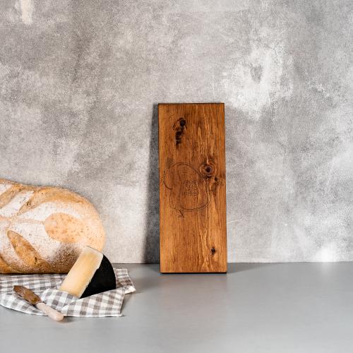 Деревянная разделочная доска из цельного куска древесины сибирского кедра для мяса с гравировкой "мясо" RD27