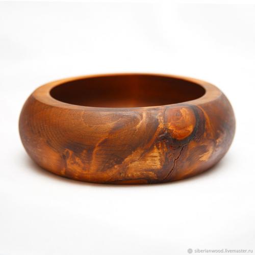 Деревянная глубокая чаша-тарелка из древесины кедра 145мм. T57