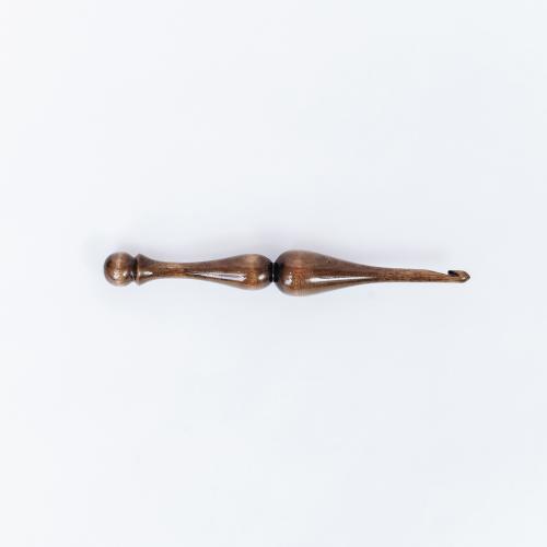 Деревянный крючок для вязания из дерева береза 5,5 мм. K232