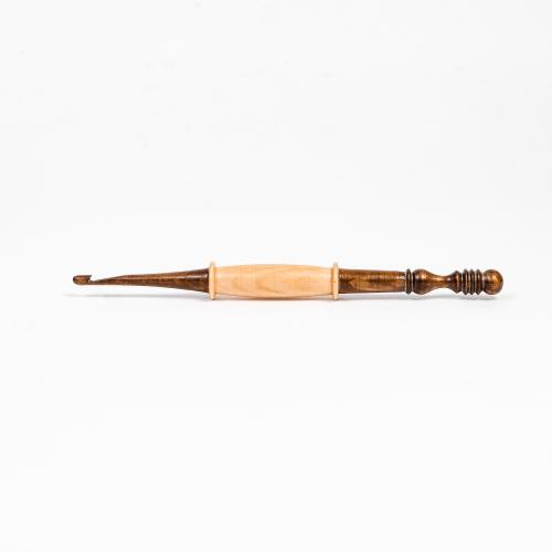 Деревянный крючок для вязания из кедра 4 мм. K304