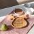 Менажница деревянная, тарелка из сибирского кедра для подачи блюд и закусок с гравировкой "ВОЛШЕБСТВУ БЫТЬ". MG115