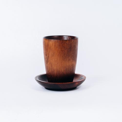 Чайная чашка деревянная c блюдцем из дерева Сибирский кедр NC2
