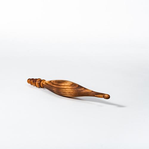 Деревянный крючок для вязания 5.5 мм. из кедра K267