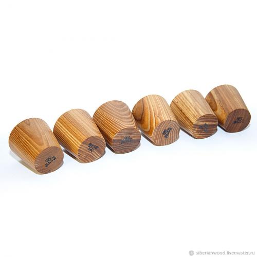 Набор деревянных рюмок (стопок) из древесины вяза (карагач). R18