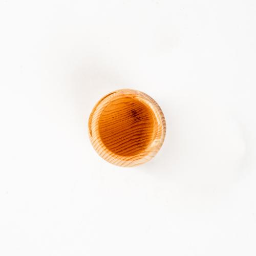 Деревянная рюмка (стопка, шот) из древесины сибирского кедра для крепких напитков. R44