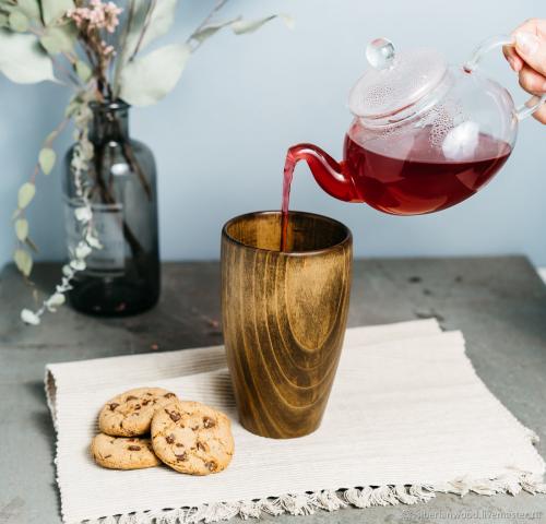 Деревянный стакан из древесины кедра для чая, кваса и других напитков. C21
