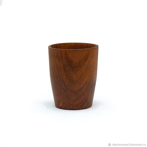 Деревянная рюмка (стопка) из древесины сибирский кедр.. R8