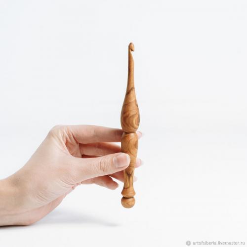 Деревянный крючок для вязания из древесины вишня 6 мм. K76
