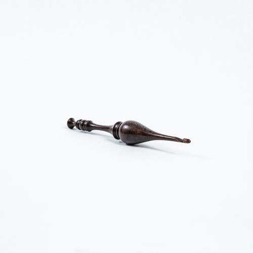 Деревянный крючок для вязания из древесины кедра 4,5 мм. K244