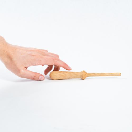 Палочка для набивки игрушек, подушек (деревянный штопфер) SH4