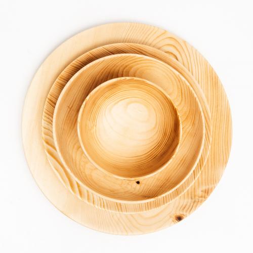 Набор деревянных тарелок + блюдо из древесины Сибирского Кедра. TN46