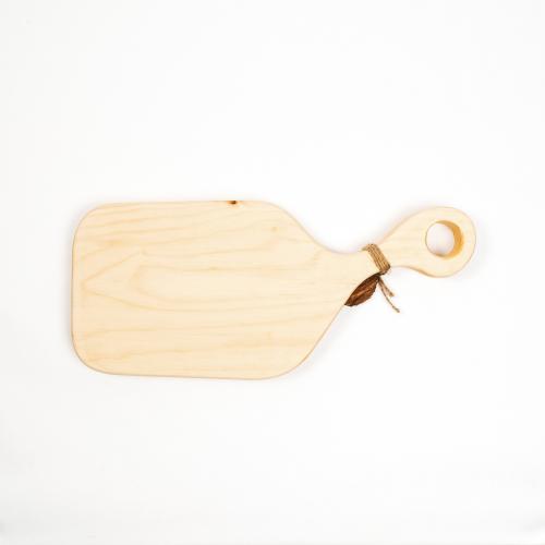 Разделочная деревянная доска из древесины сибирского кедра для мяса с гравировкой "Мама заменит всех, но никто не заменит ее". RD57