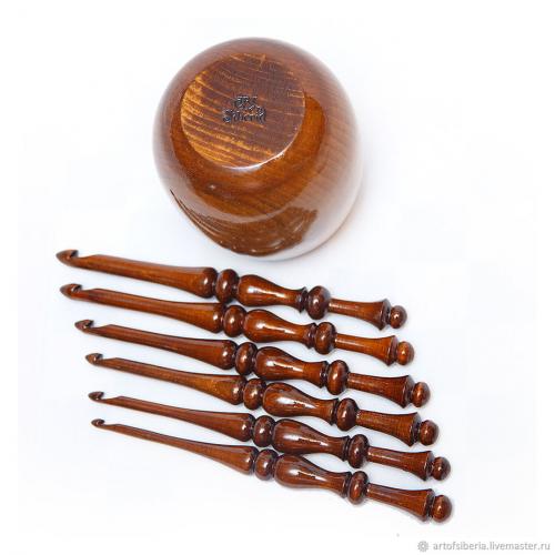 Набор деревянных крючков для вязания (набор 6 шт 4-9мм  + ваза) KN4