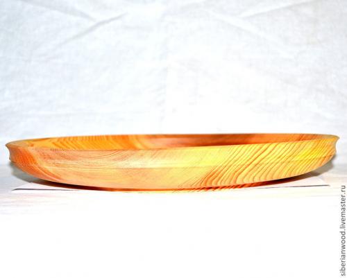 Деревянная тарелка из древесины кедра 340 мм. T3