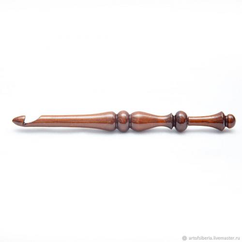 Деревянный крючок для вязания из древесины кедра 9 мм. K37