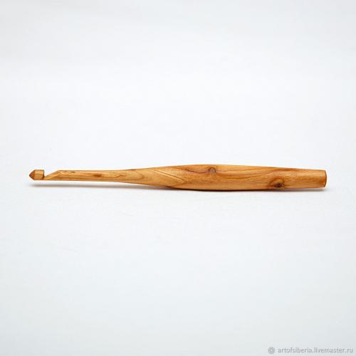 Деревянный крючок для вязания из древесины вишни 6 мм. K47