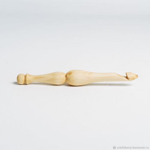 Деревянный крючок для вязания из древесины черемухи 12 м. K82