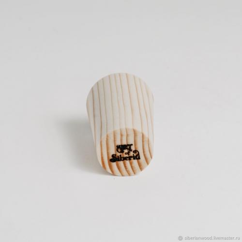 Деревянная рюмка (стопка, шот) из древесины пихты. R19