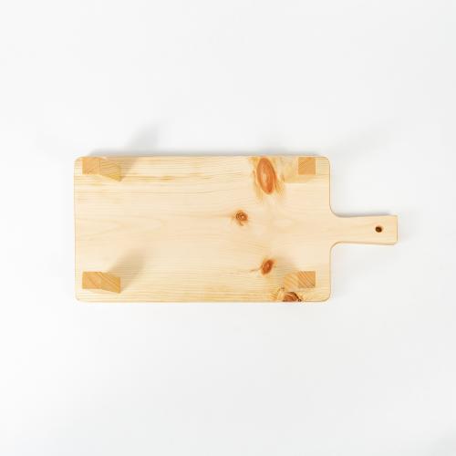 Деревянная сервировочная  доска для подачи блюд и закусок из древесины кедра RD18