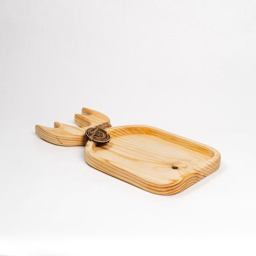 Деревянная доска для подачи блюд и закусок с выборкой из древесины кедра. RD59