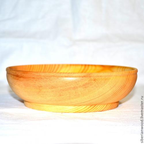 Деревянная тарелка из древесины сибирского кедра 16 см. T9